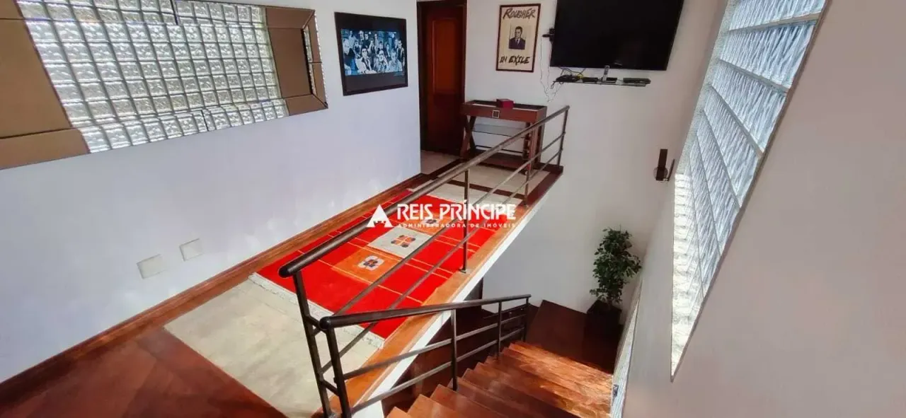 Furnished apartment with 3 bedrooms and 5 bathrooms — photo 20