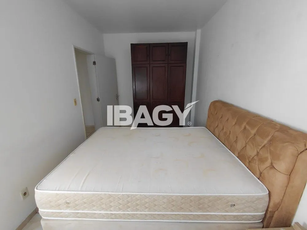 1-bedroom apartment with laundry area and parking — photo 8