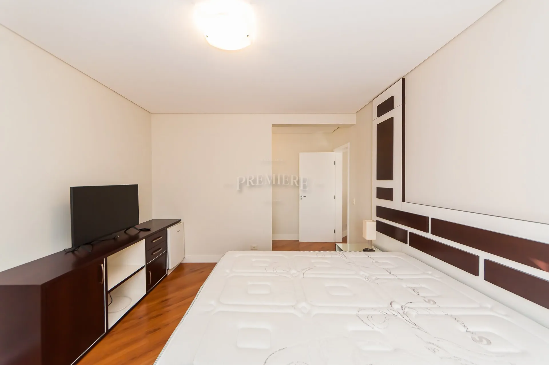 Furnished house with 613 m², 3 en-suite bedrooms — photo 36
