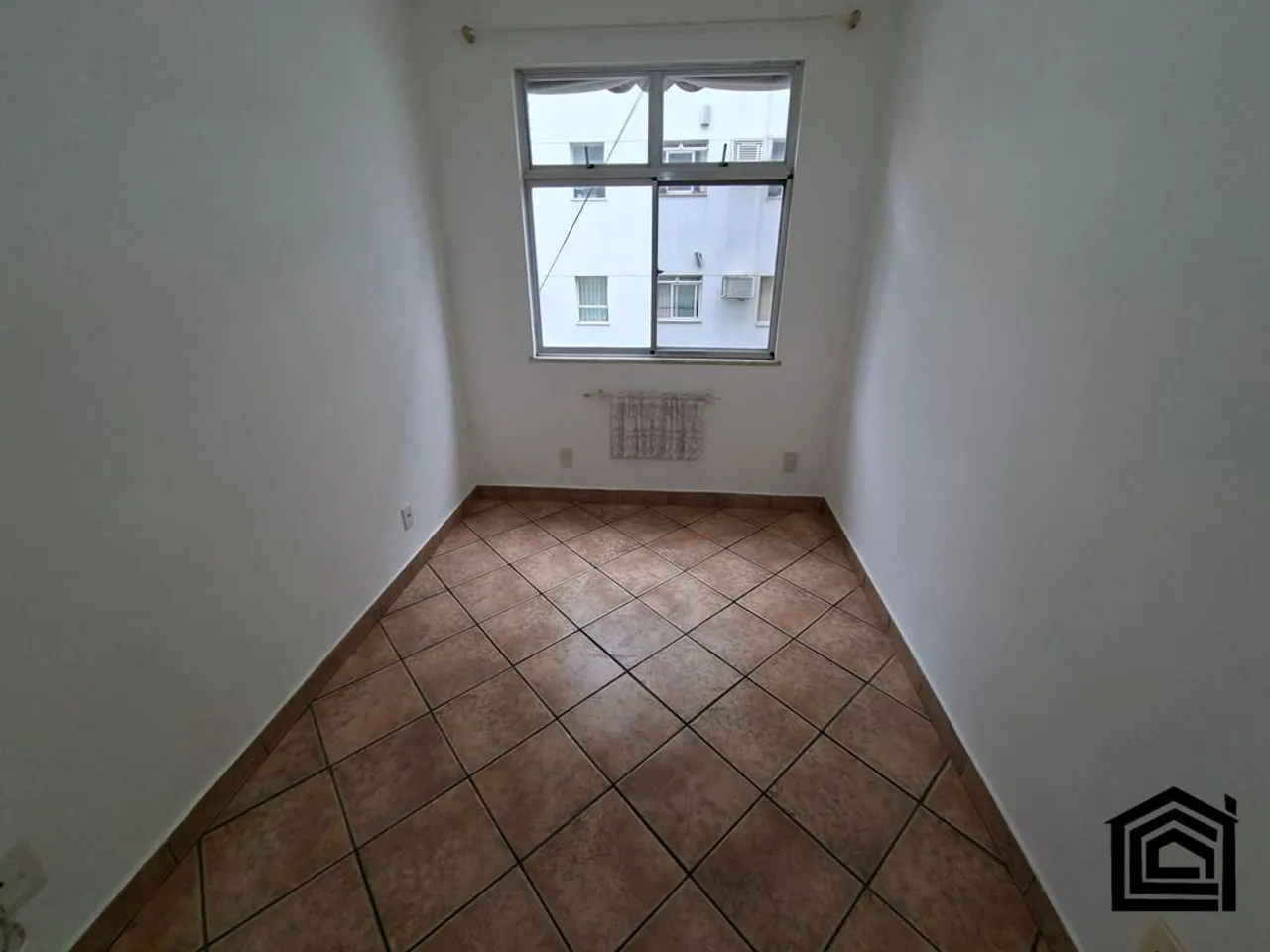 2-bedroom apartment with 2 bathrooms and balcony — photo 5