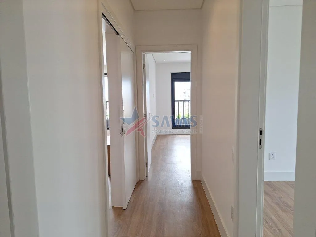 3-bedroom apartment in a building with a coworking space — photo 15