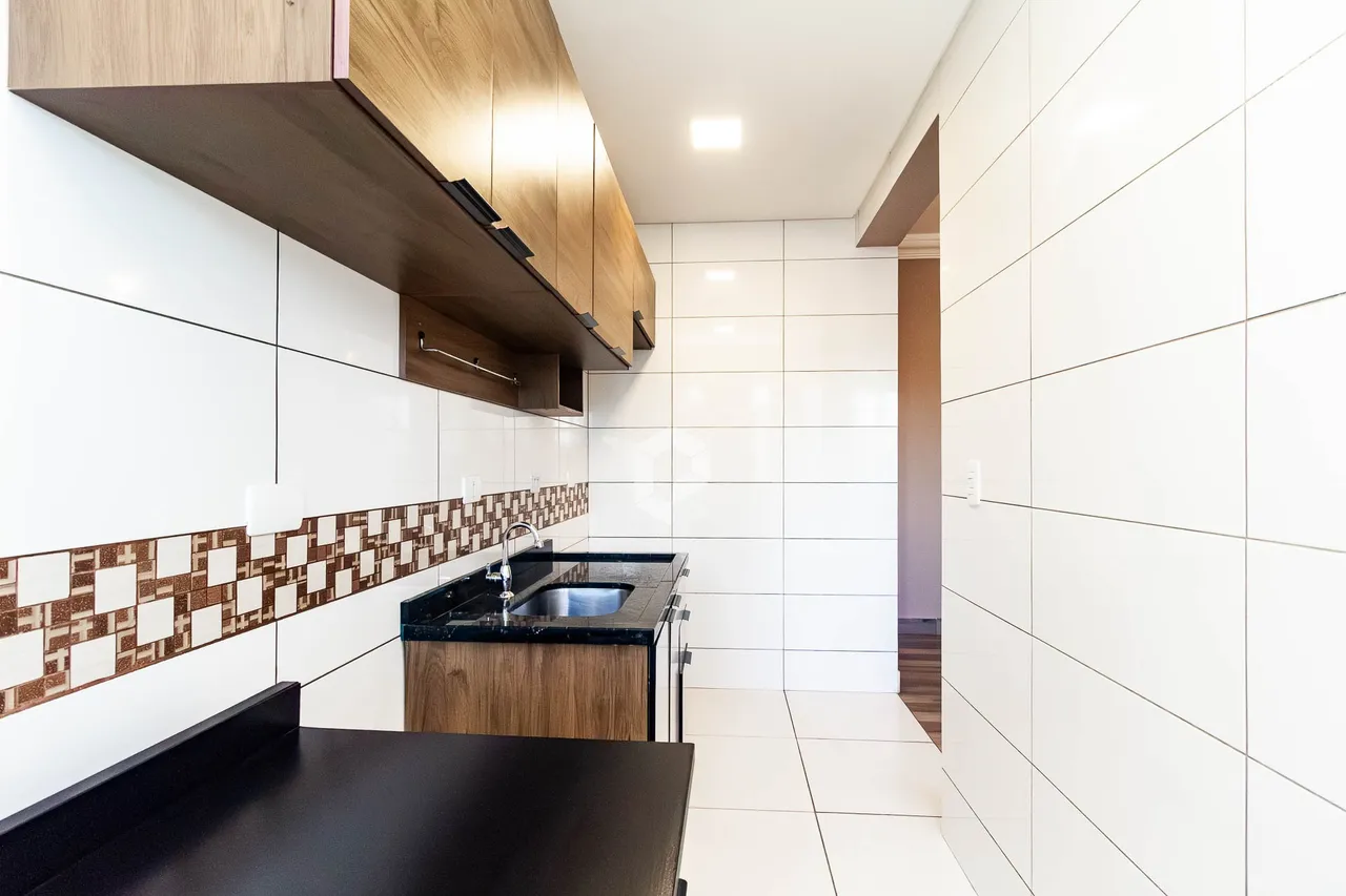 Apartamento de 2 dormitorios con cocina abierta y 77 m² — photo 10