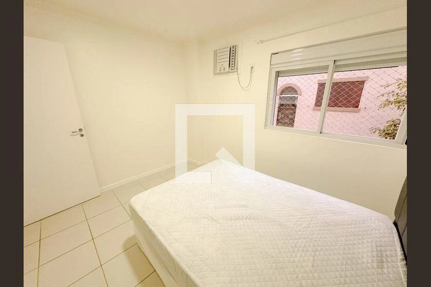 Apartamento com cozinha separada e 2 quartos e 1 vaga — photo 12