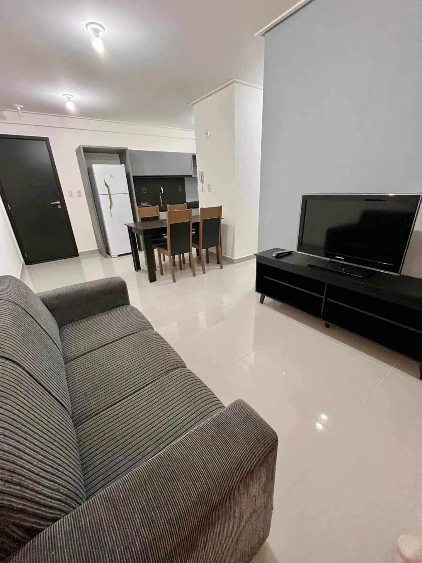 Furnished 2-bedroom apartment with 60 m² on the 14th floor — photo 9