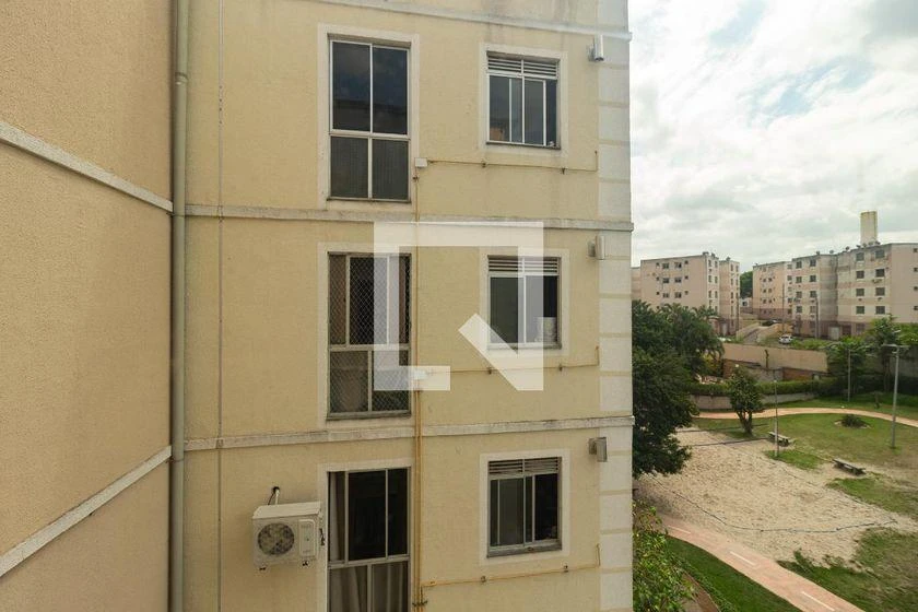 Apartamento de 2 quartos em condomínio com piscina — photo 35
