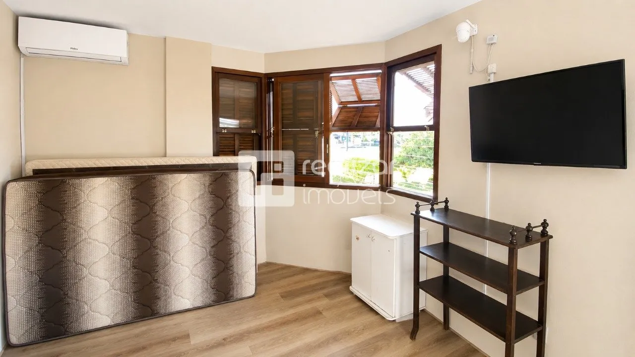 Furnished 4-bedroom house with 4 parking spaces — photo 18