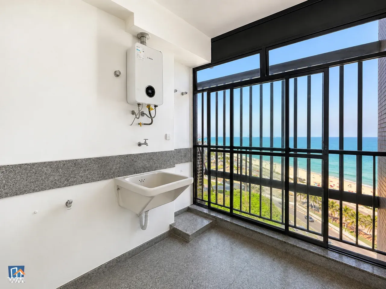 Apartamento de 4 quartos com 315 m² e varanda envidraçada — photo 36