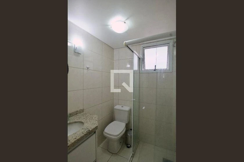 Furnished 1-bedroom apartment with compact kitchen — photo 8