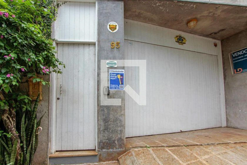 Casa mobiliada de 600 m² com 3 quartos e 3 banheiros — photo 43