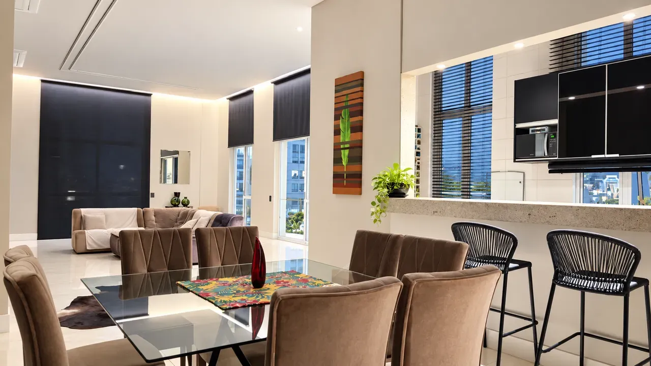 Apartment on the 12th floor with a mountain view — photo 14
