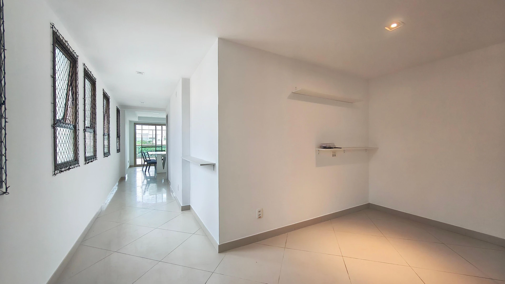 5-bedroom apartment with a washing machine in Rio de Janeiro — photo 15