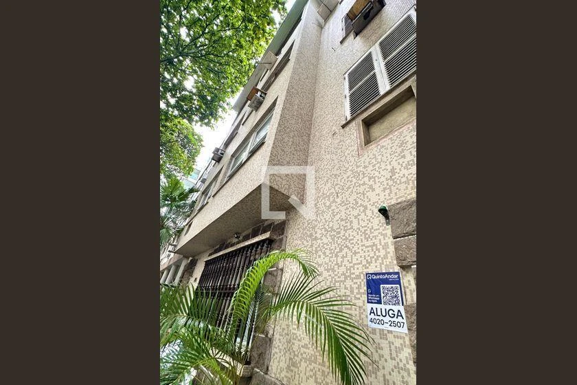 Furnished 2-bedroom apartment with 2 bathrooms — photo 10