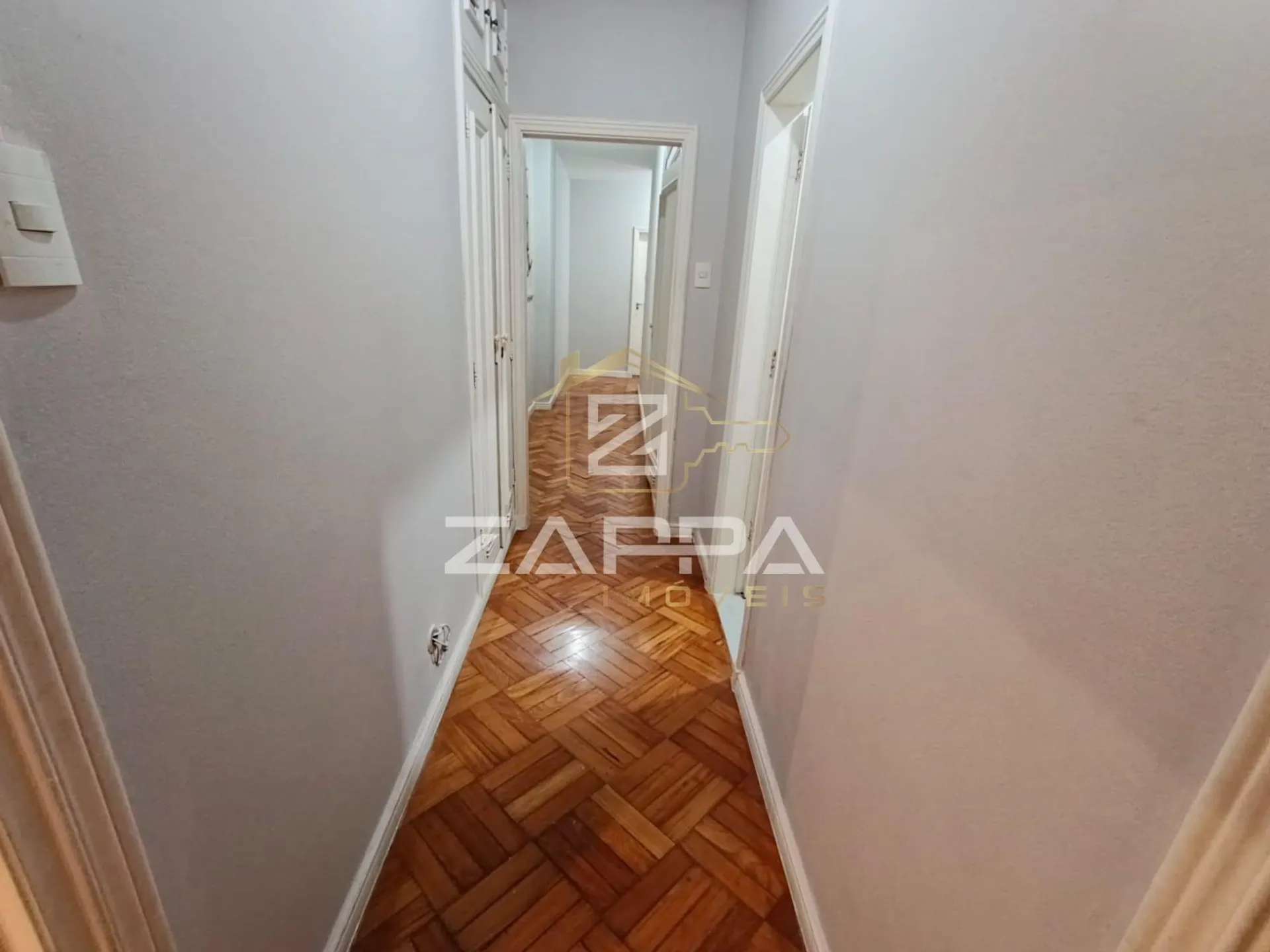 3-bedroom apartment with a bathtub in Rio de Janeiro — photo 13
