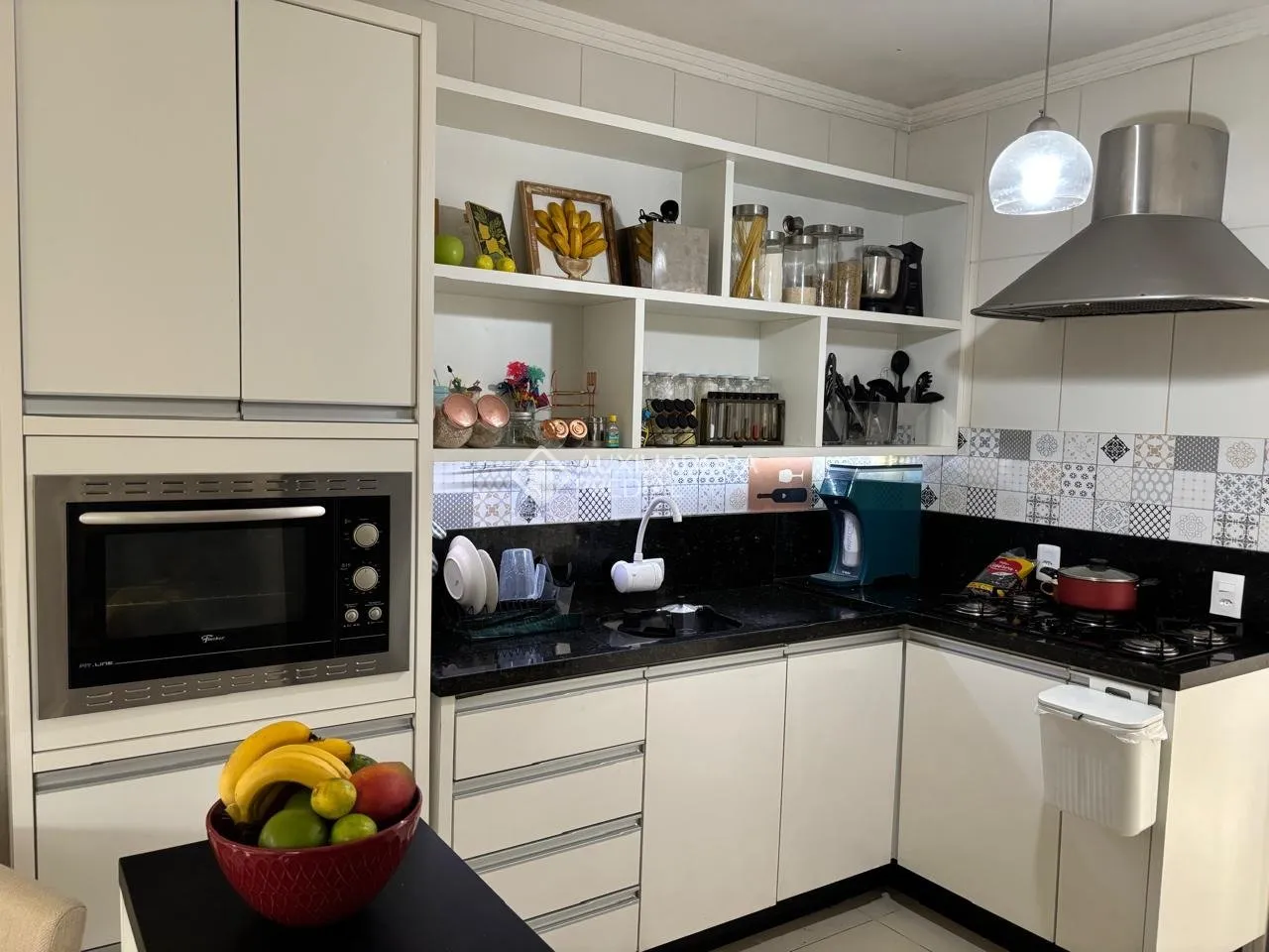 Furnished house with 3 bedrooms and open-plan kitchen — photo 10
