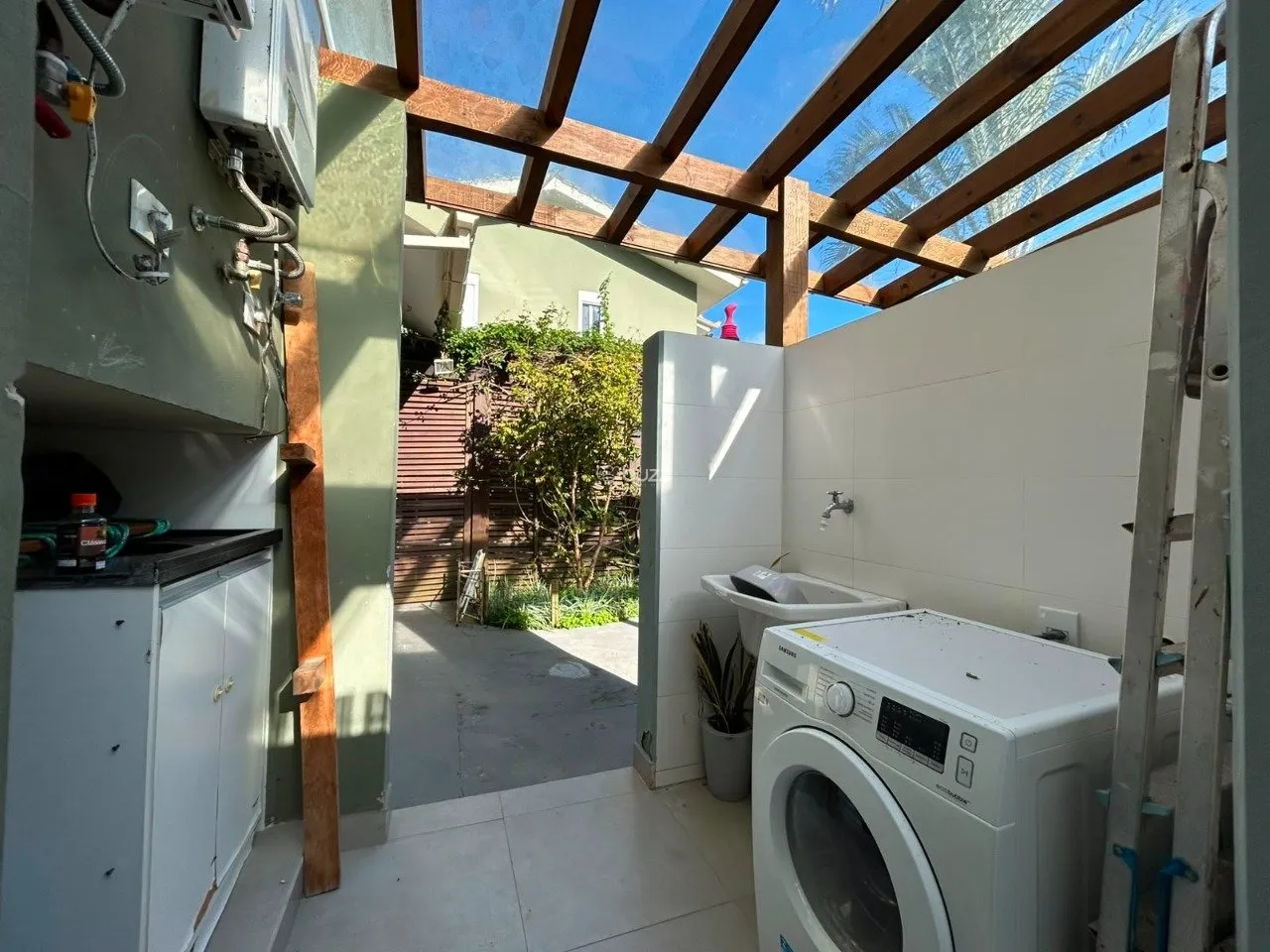 Furnished house with 3 bedrooms and 3 bathrooms — photo 4