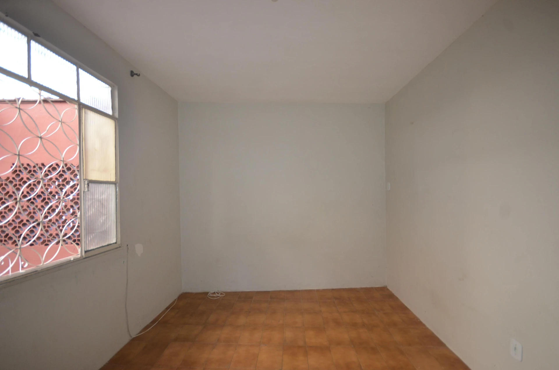Casa sem mobília com 2 quartos e ar-condicionado — photo 18