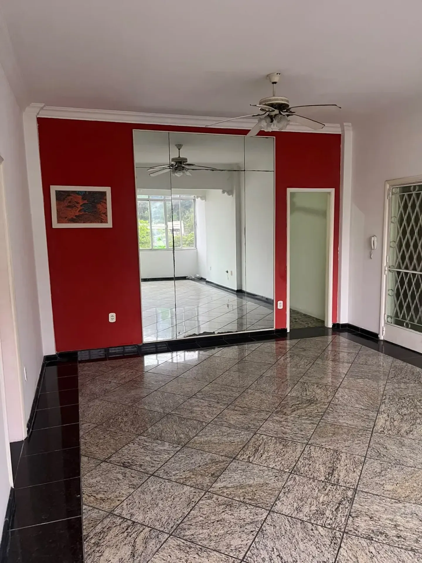 3-bedroom apartment, 1 with its own bathroom, 125 m² — photo 6