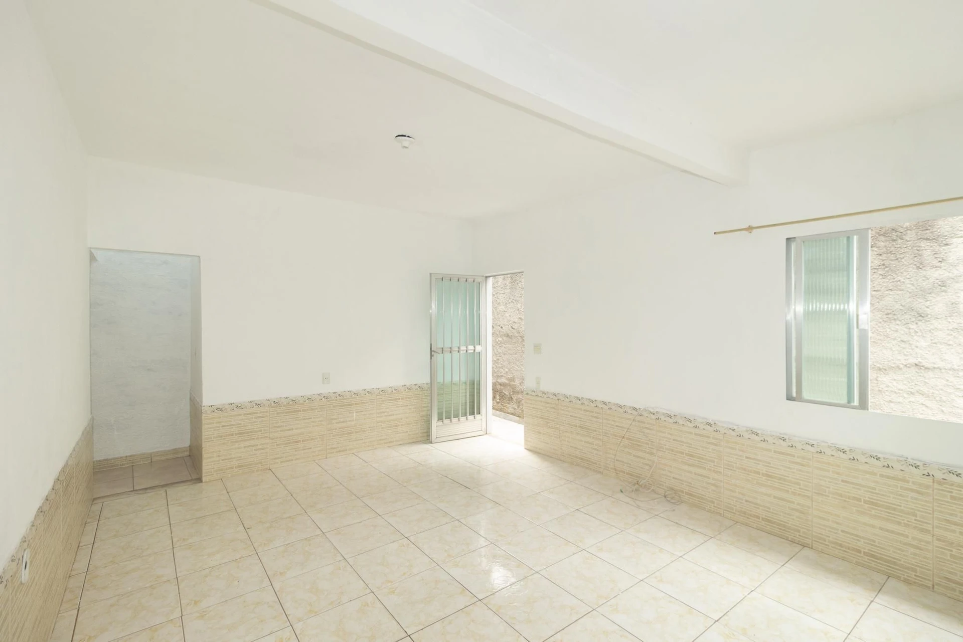 2-bedroom house with a garden in Rio de Janeiro — photo 22