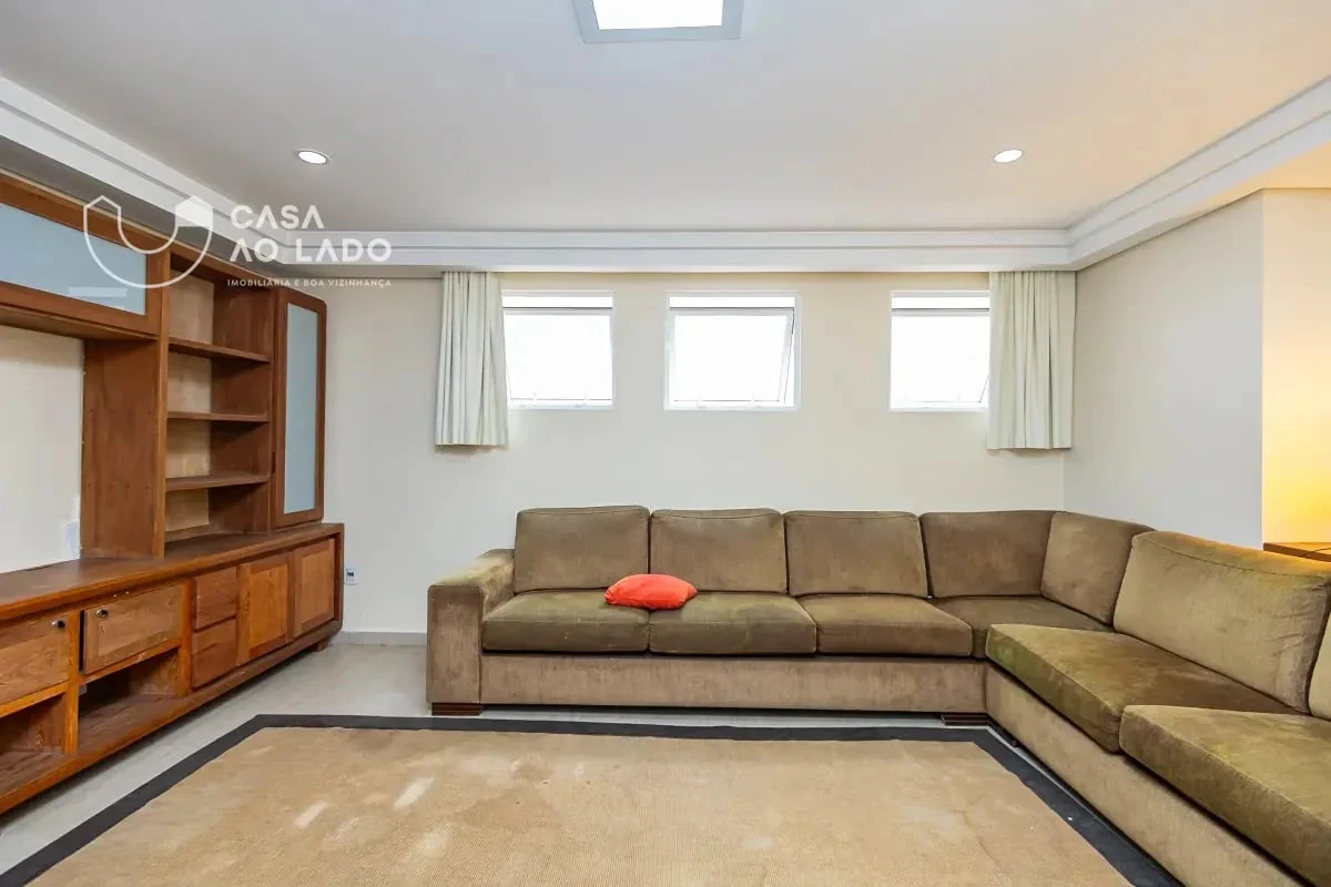 Lavadora y 4 dormitorios: casa de 431 m² — photo 18