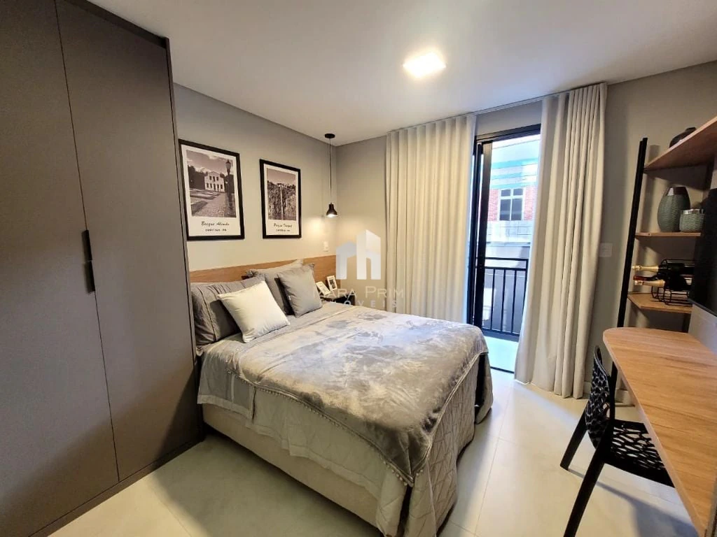 21 m² studio with a home office and a washing machine
