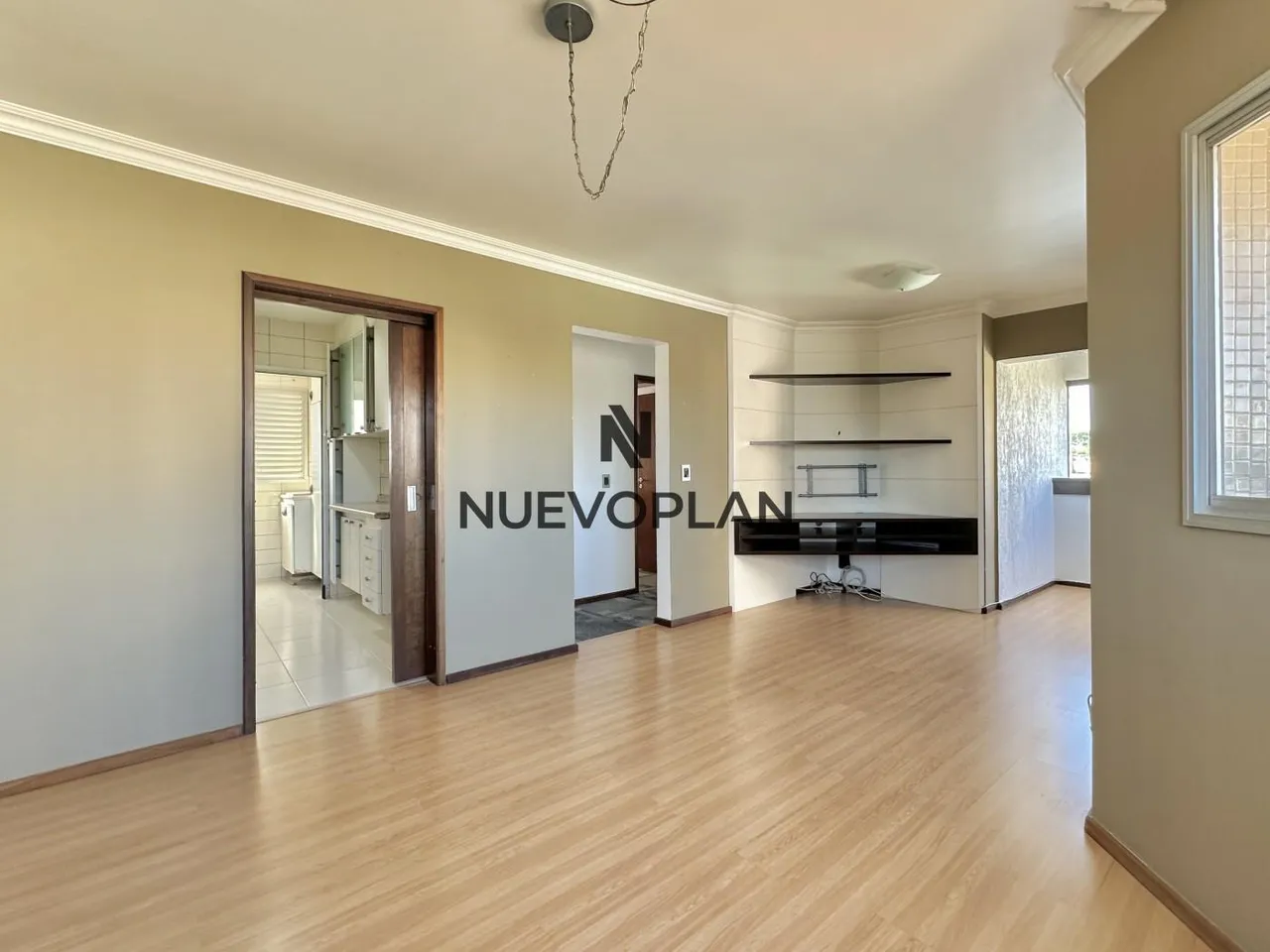 3-bedroom apartment with 1 suite, 2 bathrooms and parking — photo 5