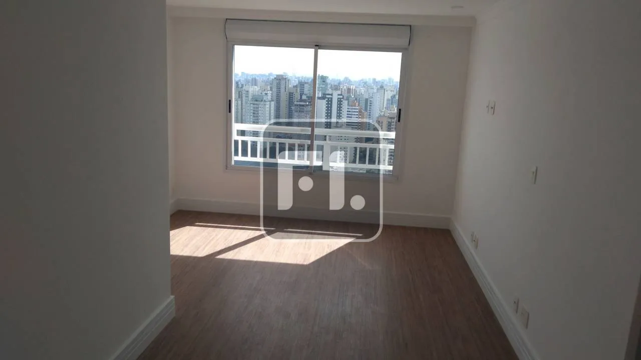Casa com 4 dormitórios e varanda envidraçada — photo 6