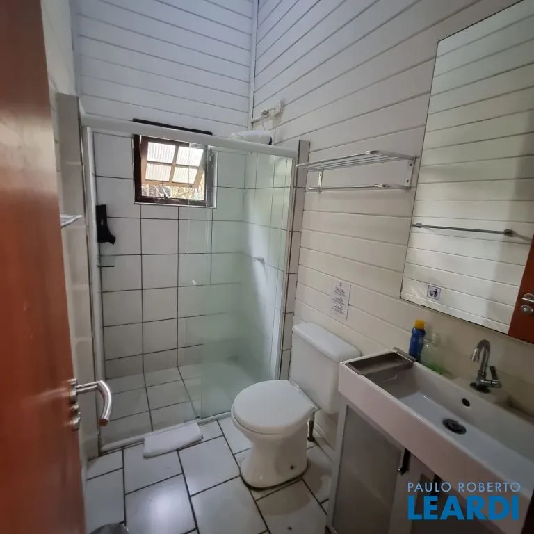 Меблированный дом 1000 м²: 2 спальни, 1 ванна и 2 парковки — photo 17