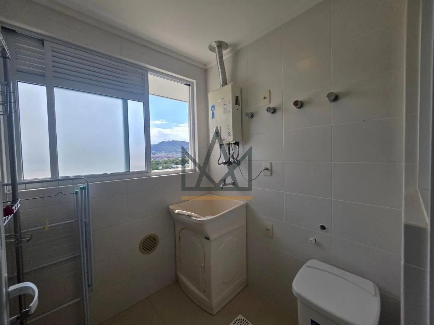 Квартира с 2 спальнями, suite и балконом, 77 м² — photo 27