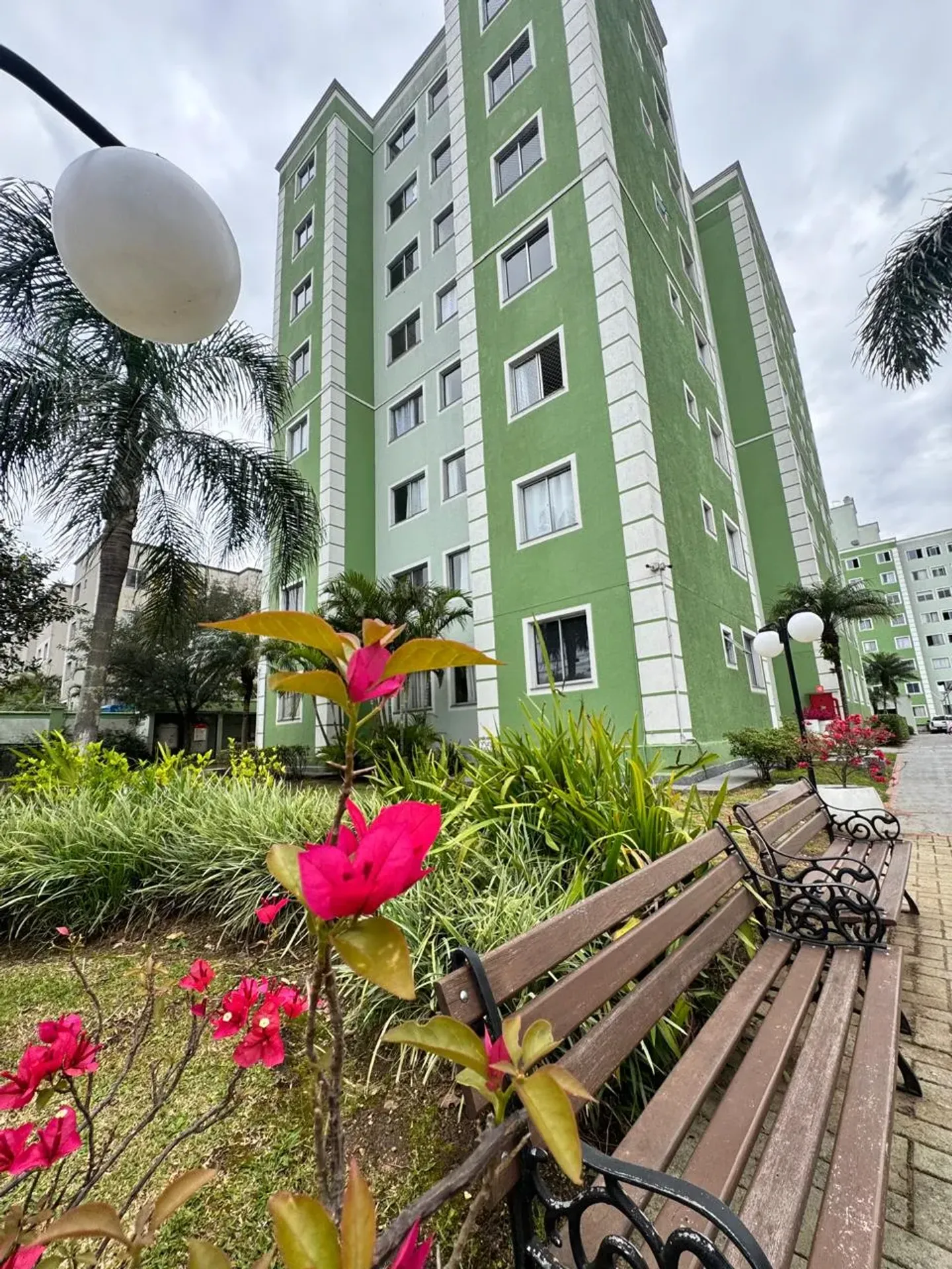 2-bedroom apartment with a washing machine in Curitiba — photo 15