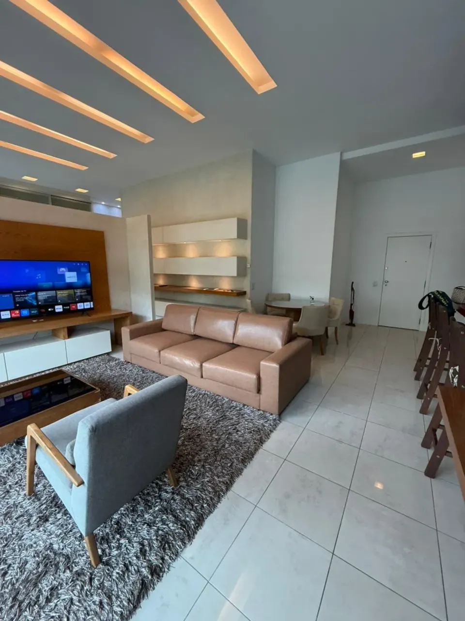 Furnished 1-bedroom apartment with 2 bathrooms
