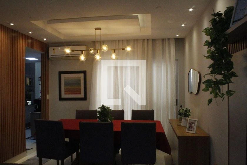 Casa em condomínio com 4 quartos e 117 m² — photo 2