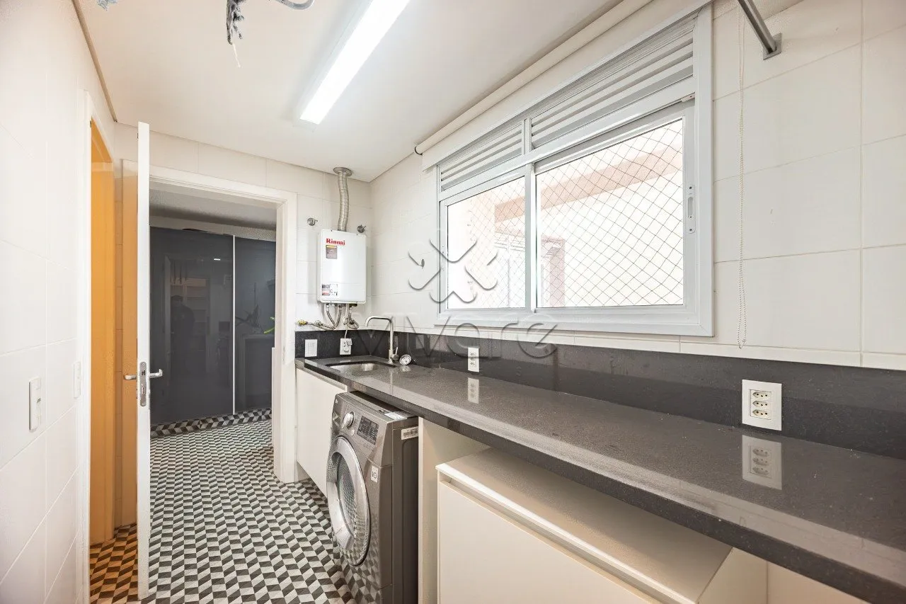 3-bedroom apartment with 4 bathrooms and 268 m² — photo 19