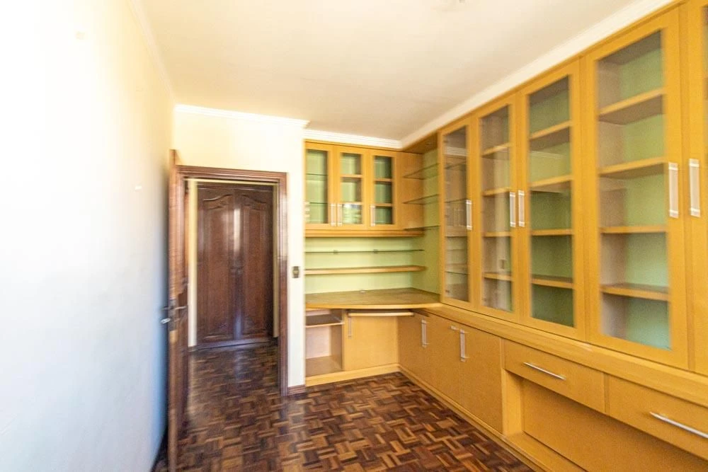 Departamento de 4 dormitorios con bañera en Curitiba — photo 27