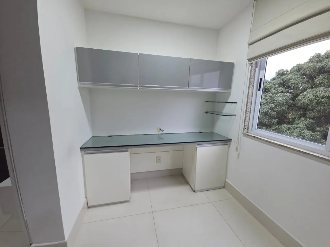 Furnished apartment, 316 m², with a walk-in closet — photo 20