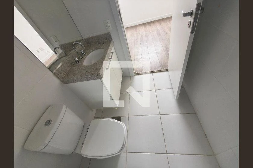 2-bedroom apartment with a mountain view — photo 33