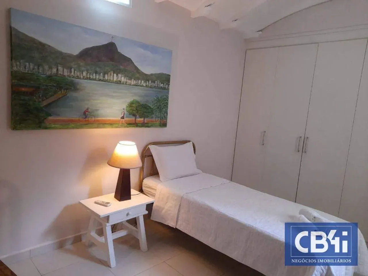 Furnished apartment with 3 bedrooms and 3 bathrooms — photo 6