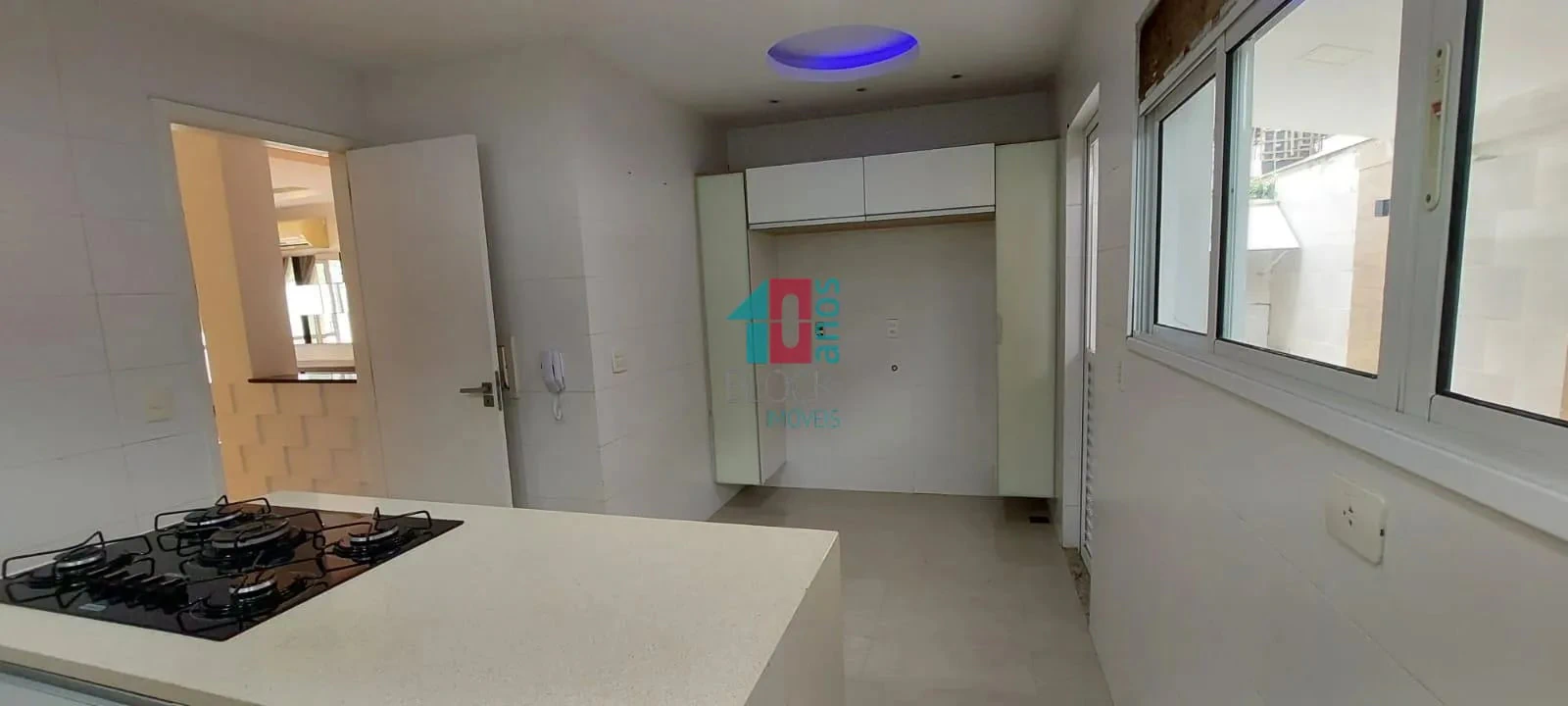 Casa de 200 m² com 4 suítes e 3 vagas — photo 5
