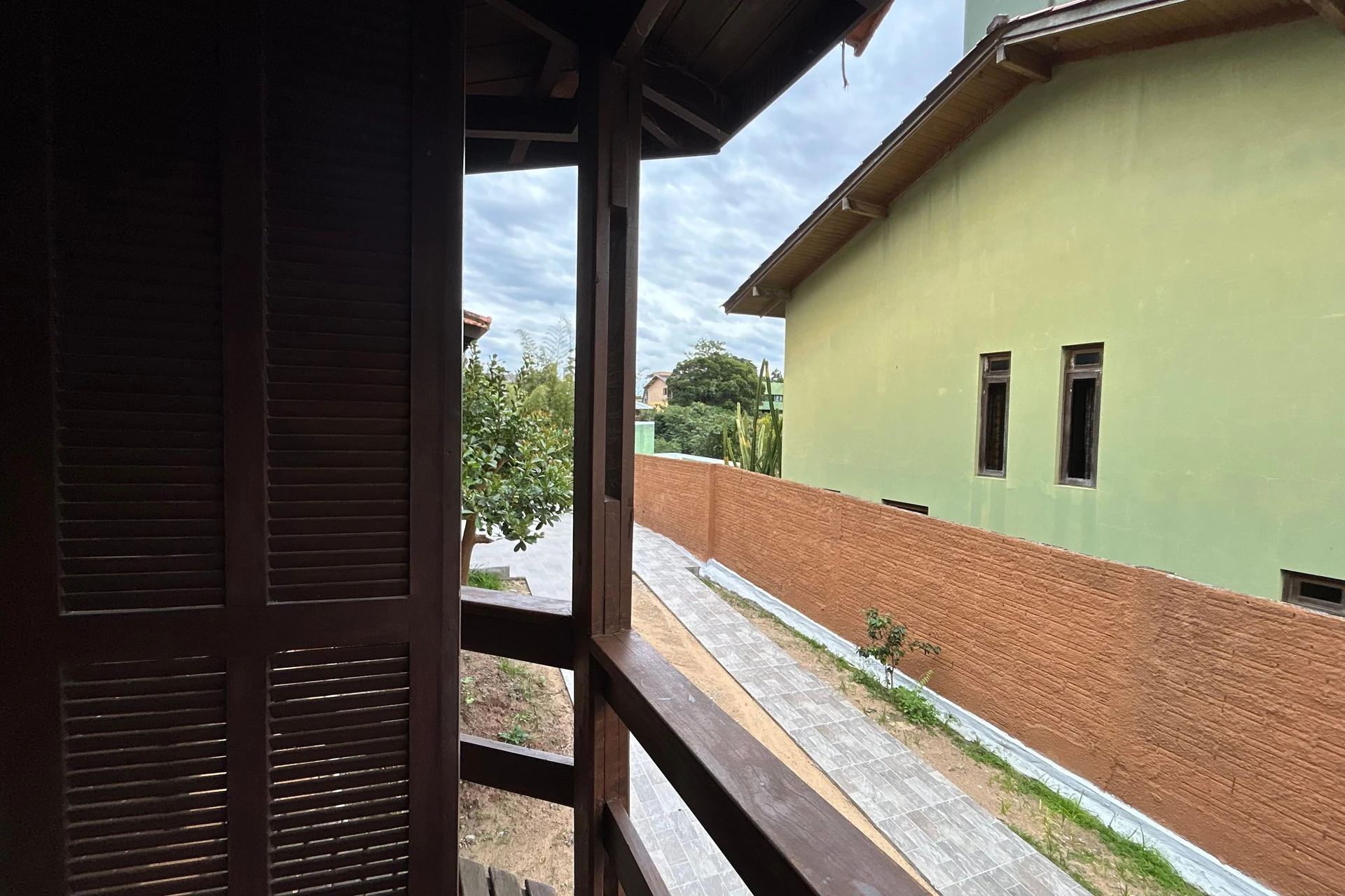 House, 100 m², with floor-to-ceiling windows — photo 21