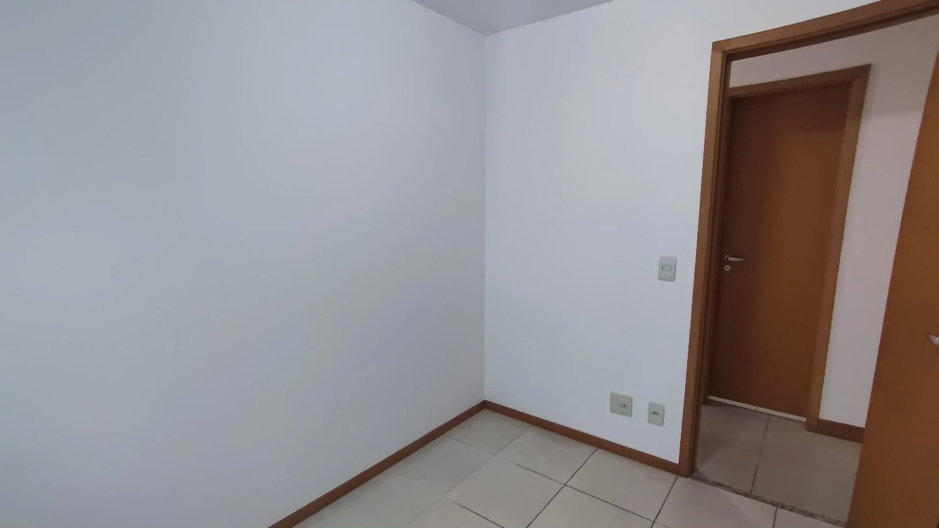 3-bedroom apartment with a mountain view — photo 38