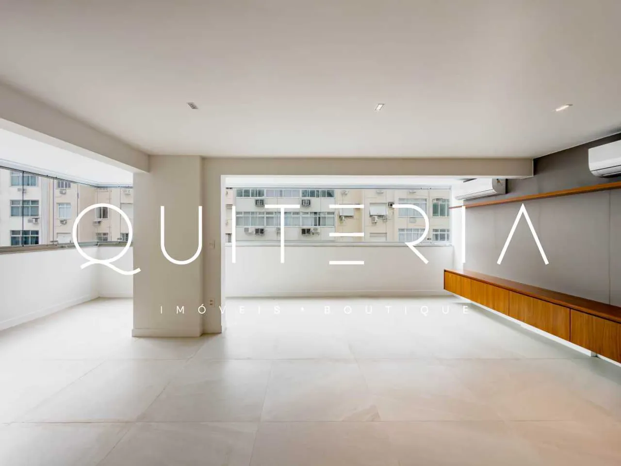 3-bedroom apartment with open-plan kitchen and balcony — photo 4
