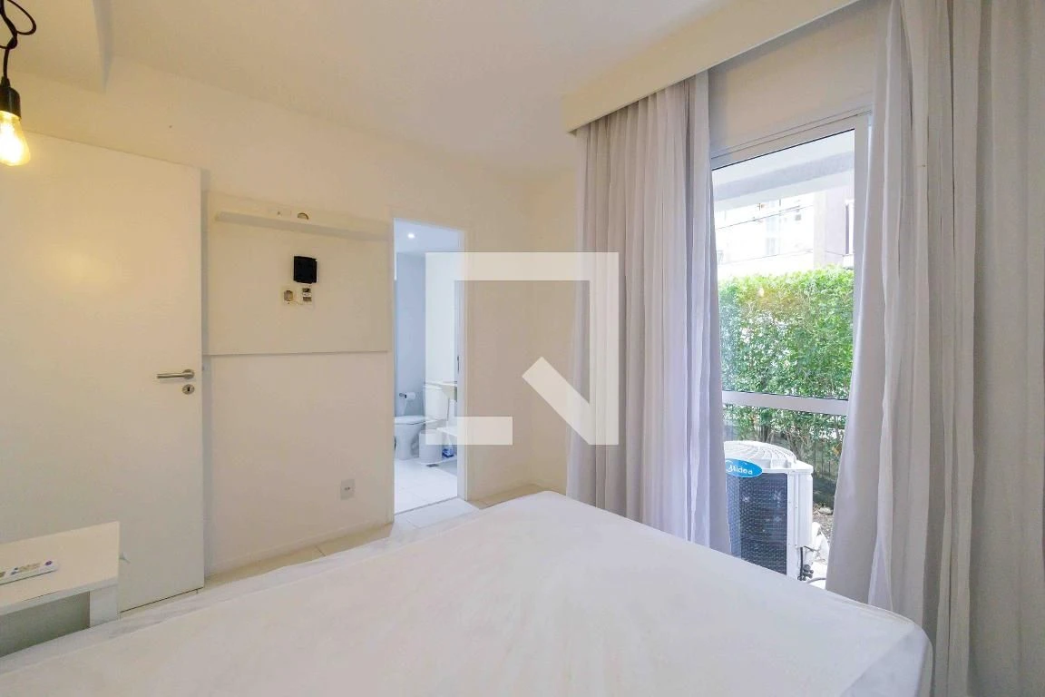 2-bedroom apartment with a private BBQ — photo 28