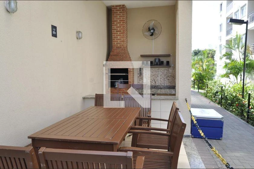 Glass-enclosed balcony in a 2-bedroom apartment, 47 m² — photo 36