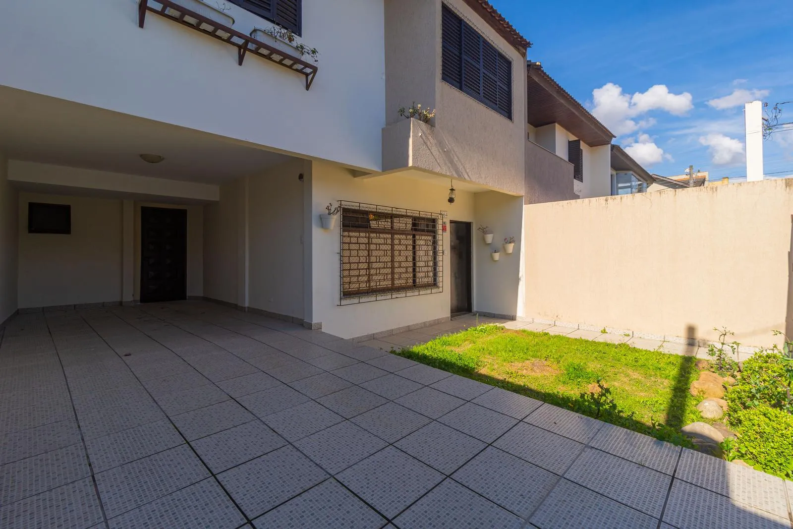 4-bedroom house with 4 bathrooms and 1 parking spot — photo 25
