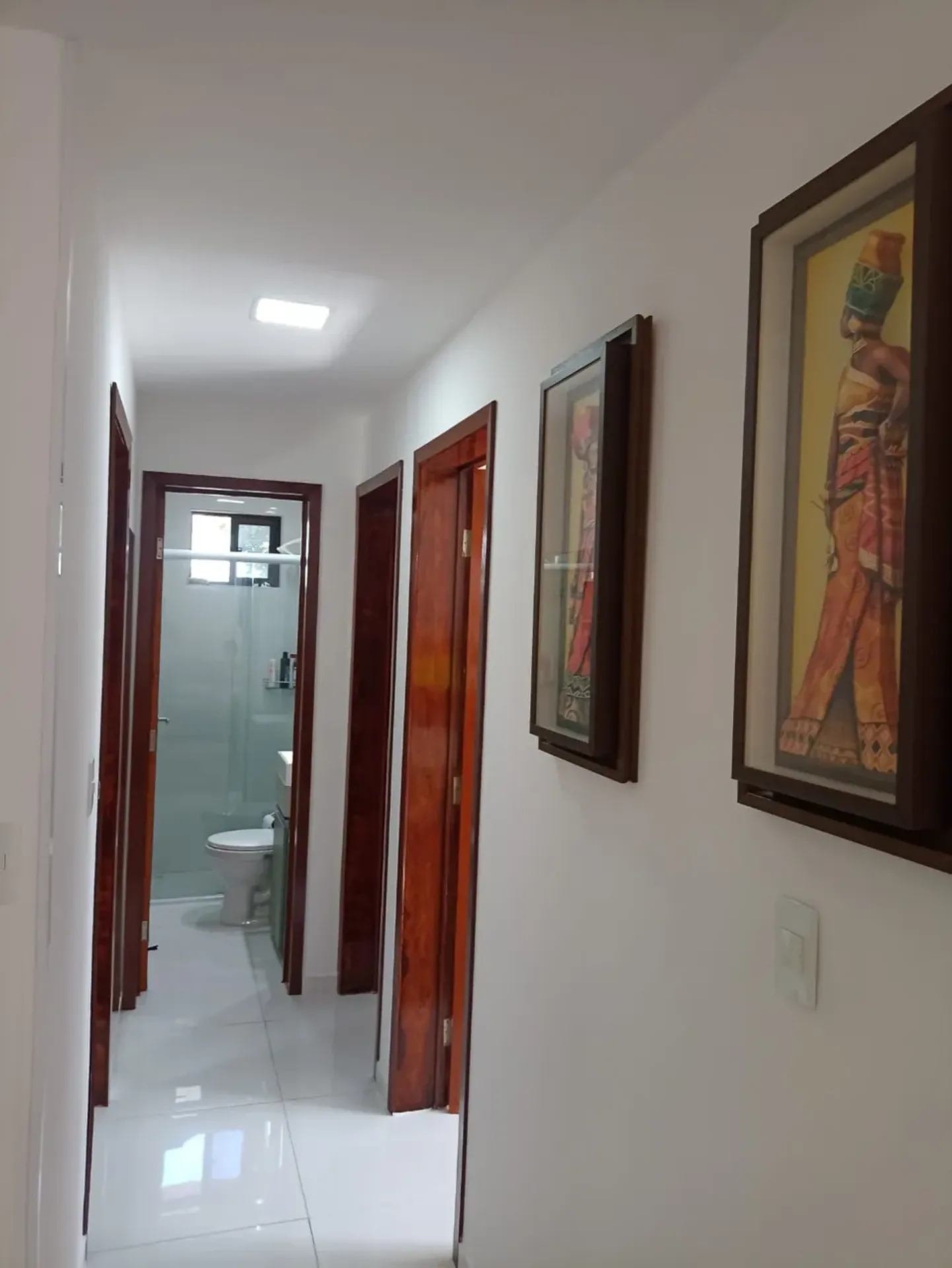 3-bedroom apartment with a washing machine in João Pessoa — photo 19