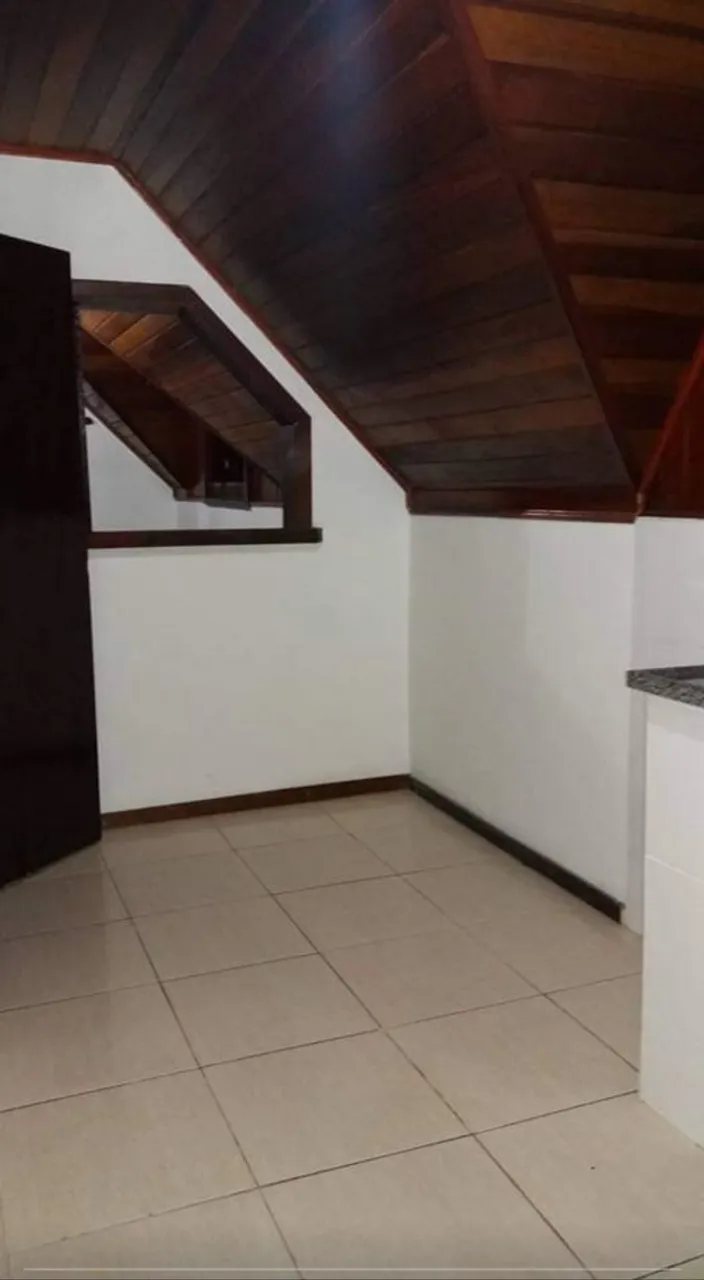 Casa com 2 quartos e varanda fechada em vidro — photo 7