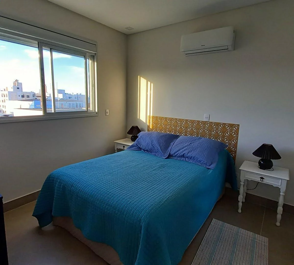 One-bedroom apartment with a water view in Florianópolis — photo 5