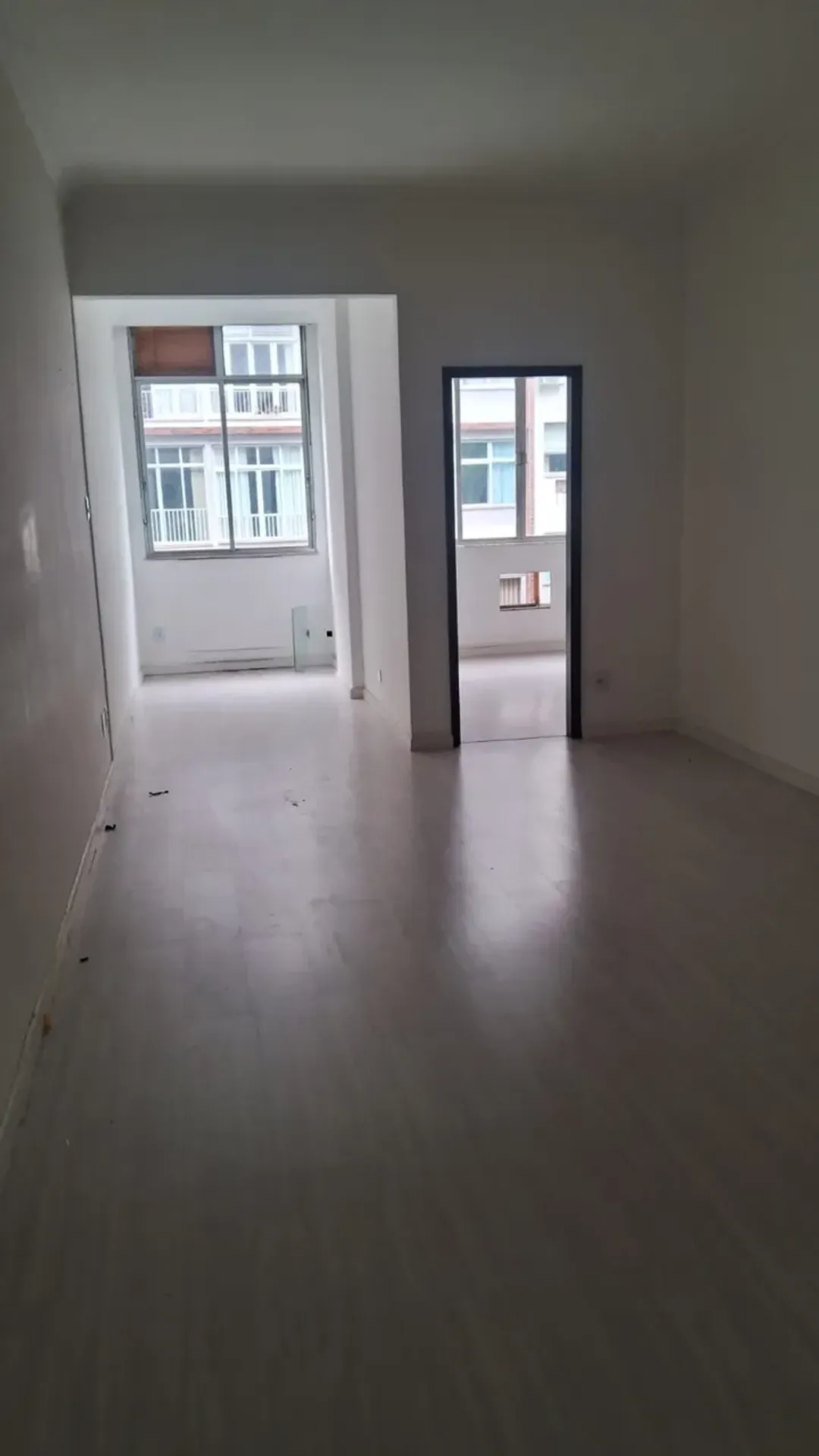Apartment, 72 m², with wood or laminate floors — photo 10