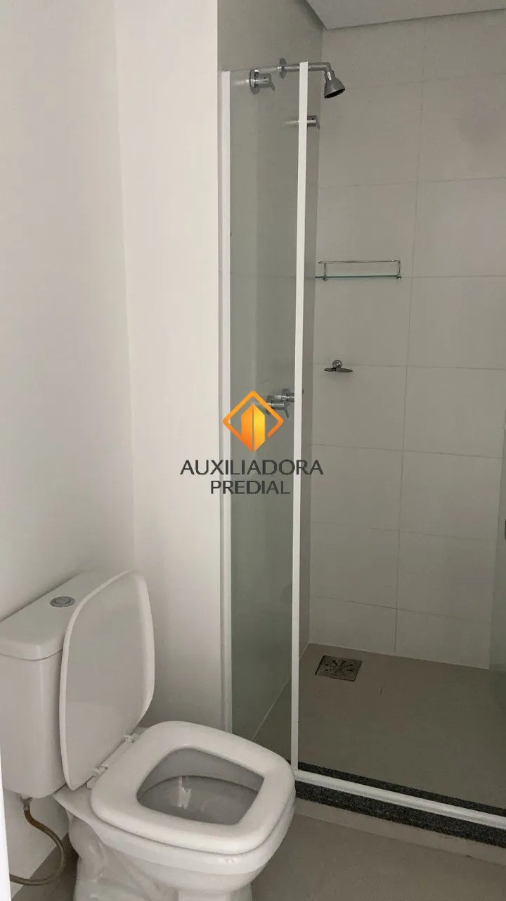 Apartamento mobiliado com 2 quartos e varanda fechada — photo 6