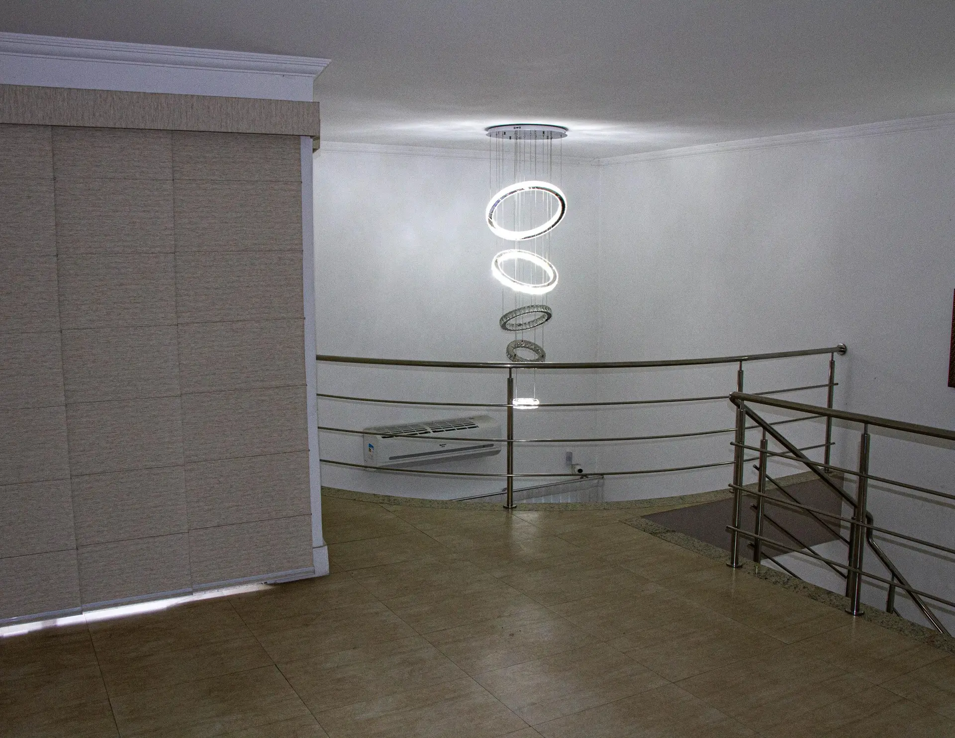 Furnished house, 300 m², with a grill on the balcony — photo 2