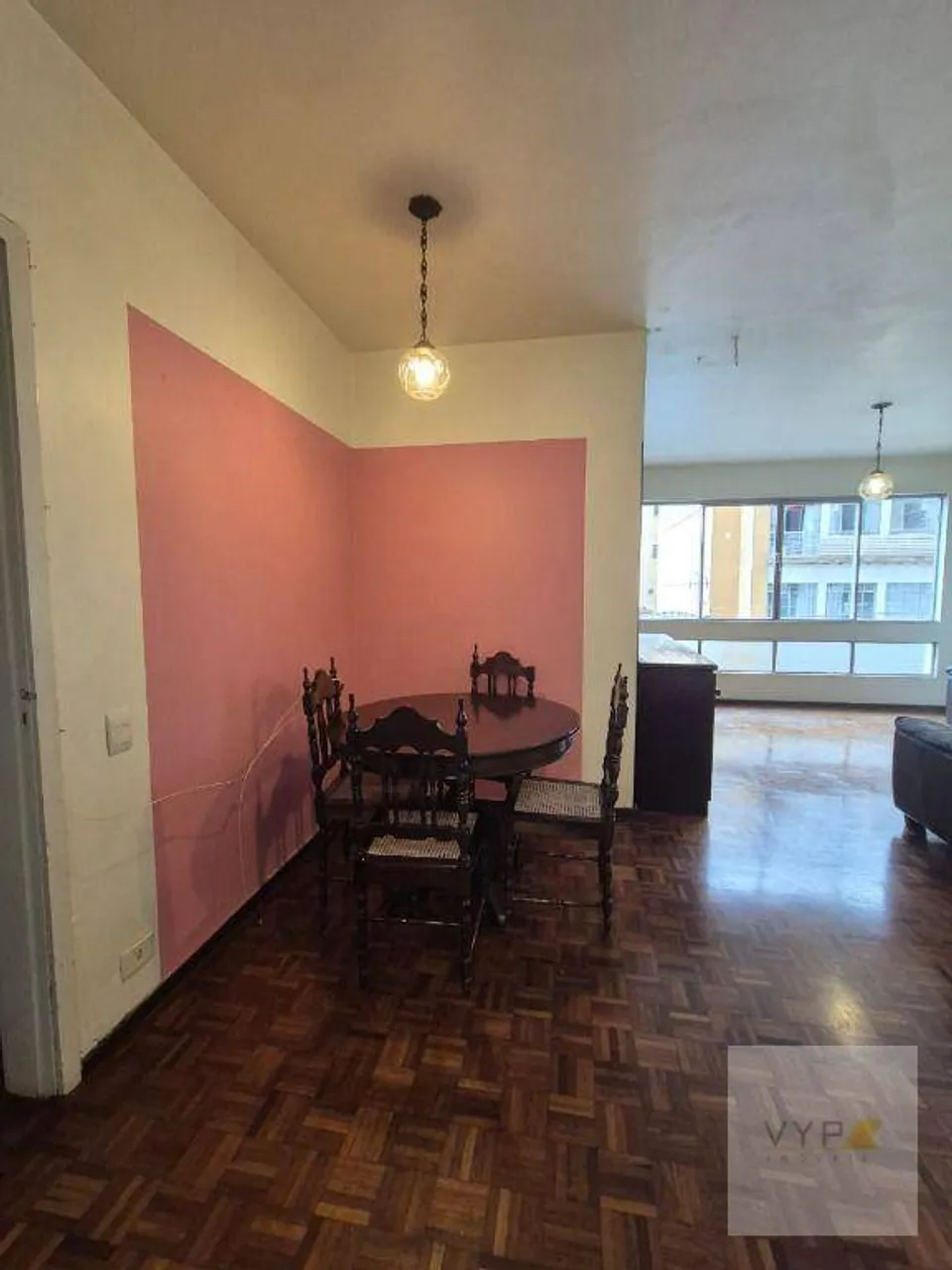3-bedroom apartment with a separate kitchen and gas stove — photo 13